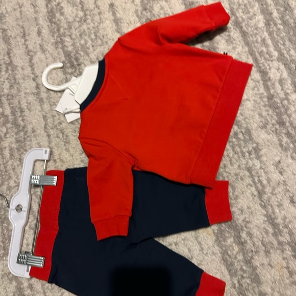 Tommy Hilfiger Set - Picture 2 of 3